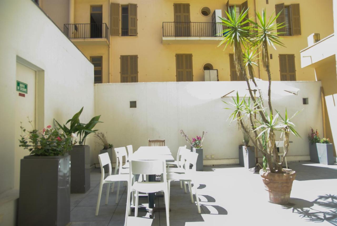 Le Noailles Hotell